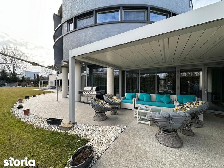 Casă cu 10 camere cu Piscina în Snagov