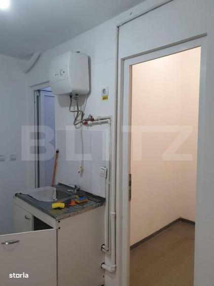 Spațiu comercial, de 200 mp, în Ciupercenii Noi