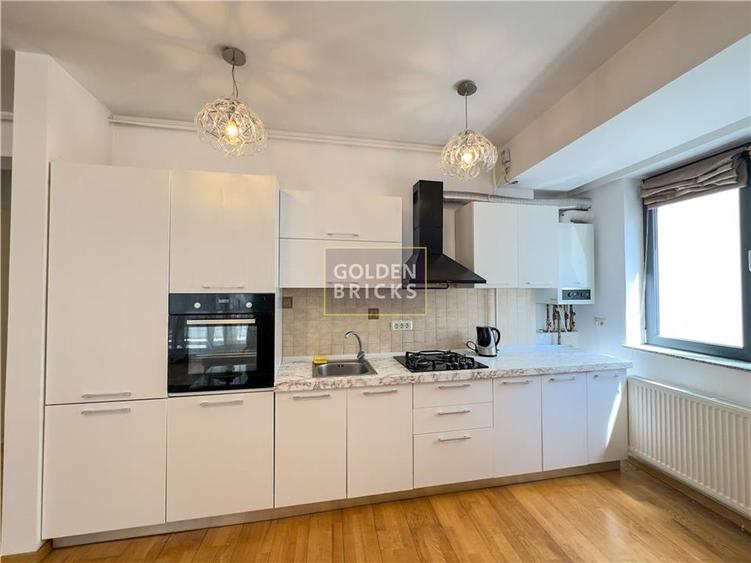 Apartament cu 3 camere semidecomandat, mobilat în Herăstrău