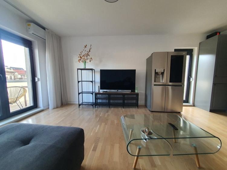 Apartament cu 3 camere decomandat în Domenii
