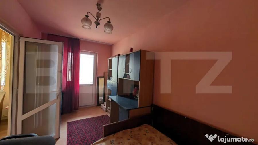 Apartament cu 2 camere semidecomandat în Micro 4