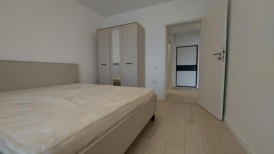 Apartament cu 2 camere semidecomandat în Berceni