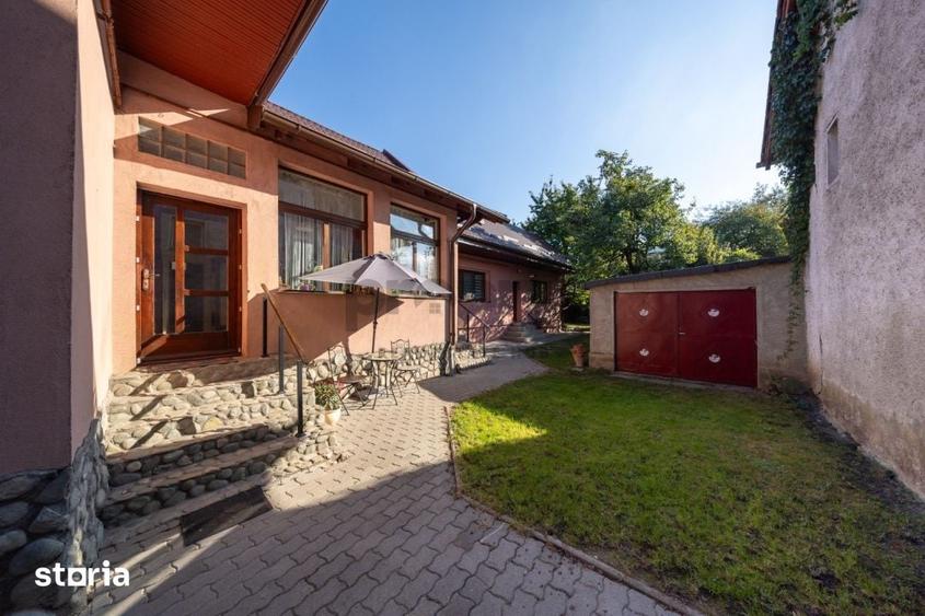 Casă cu 4 camere cu Teren 450 Mp în Central