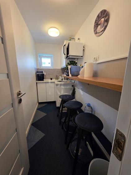Apartament cu 3 camere decomandat, mobilat în Unirii