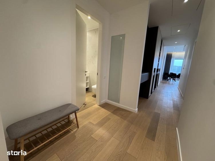 Apartament cu 4 camere, mobilat în Tei