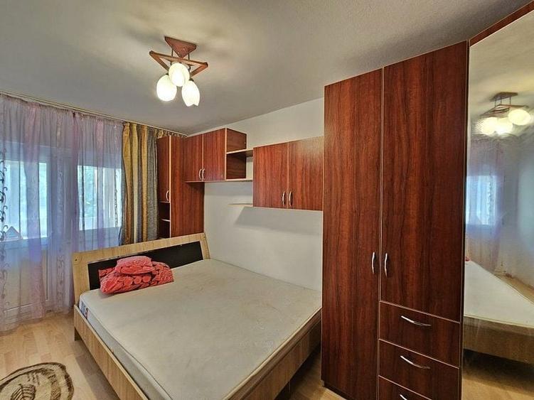 Apartament cu 3 camere decomandat, mobilat în Dristor