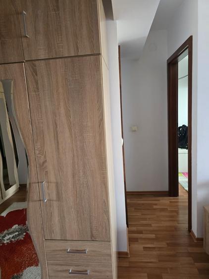 Apartament cu 2 camere decomandat în Ultimul leu