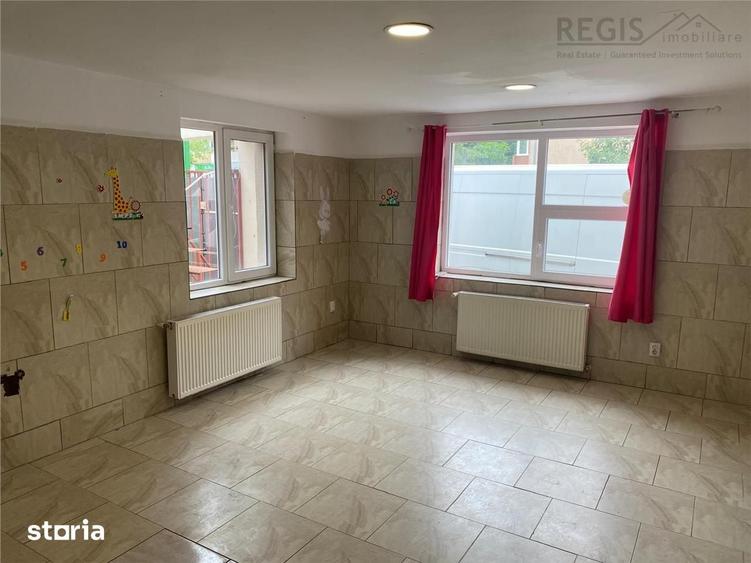 Spațiu comercial, de 100 mp, în Dârste