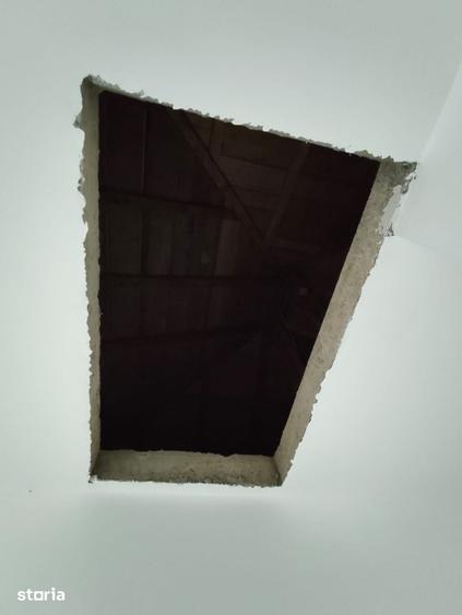 Casă cu 4 camere cu Teren 484 Mp în Joița