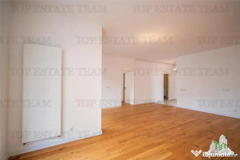 Apartament cu 4 camere decomandat în Iancului