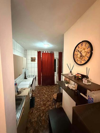 Garsonieră decomandată în Bucureștii Noi