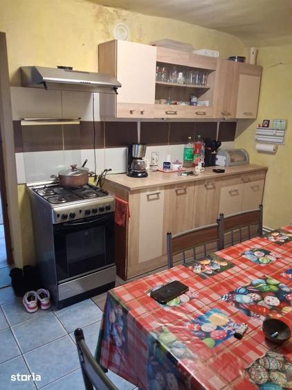 Casă cu 4 camere cu Teren 720 Mp în Fântânele
