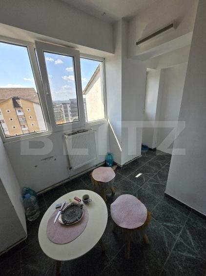 Apartament 3 camere, semidecomandat, 95 mp, zona Republicii - 9