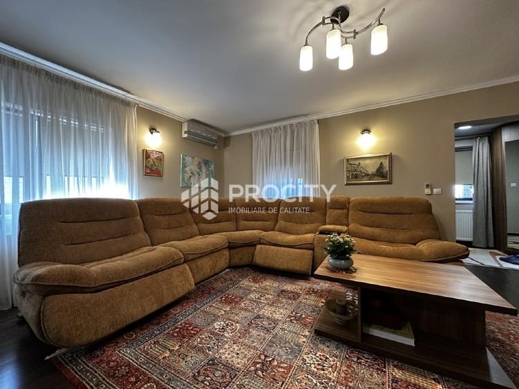 Duplex cu 5 camere cu Canalizare în Valea Lupului