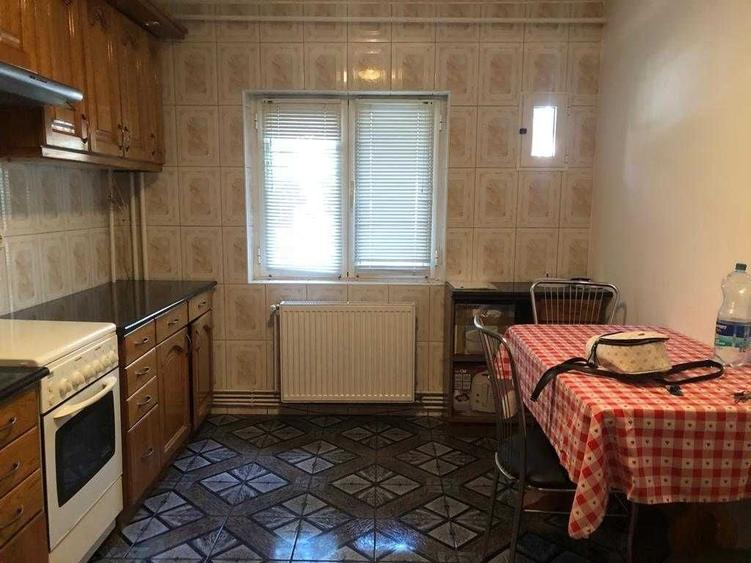 Apartament cu 2 camere decomandat în Soarelui