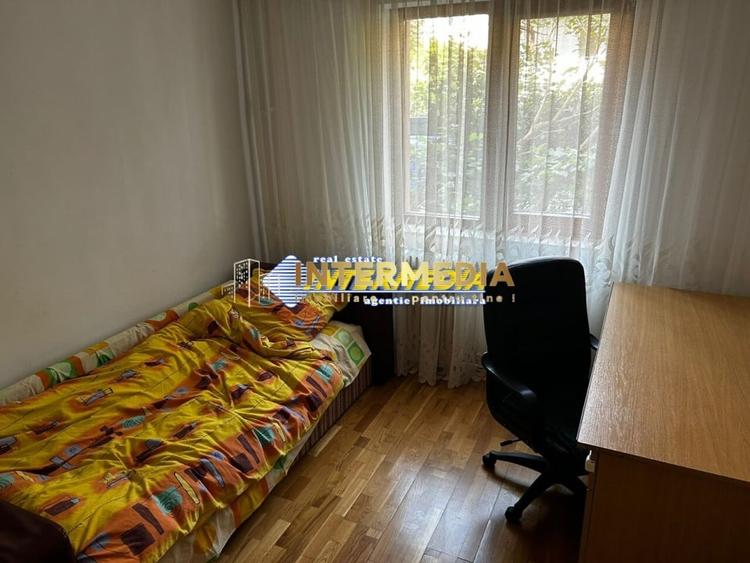 Apartament 4 camere decomandate 2 bai CETATE CLOSCA mobilat si utilat complet - 3