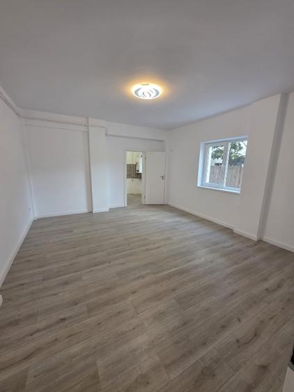 BLOC NOU apartament cu 1 camera 35.4m² de vanzare, FINALIZAT , ZONA CENTRALA Pod - 4