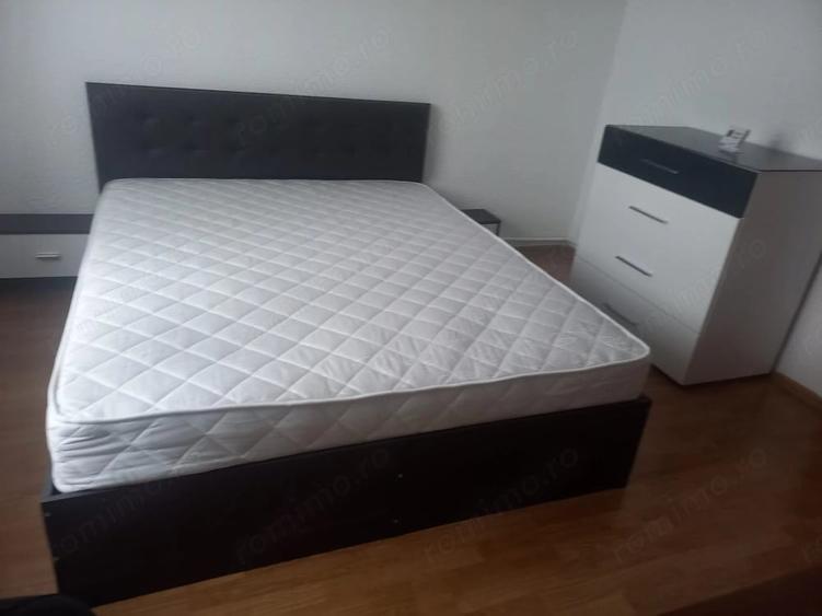 Apartament cu 3 camere decomandat în Drumul Carului