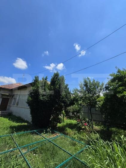 Casă individuală cu 3 camere cu Canalizare în Titu