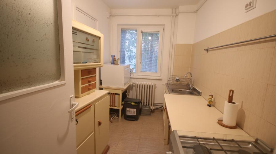 Apartament cu 4 camere decomandat în Șagului