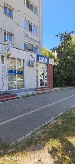 Spațiu comercial, de 53.479999542236 mp, în