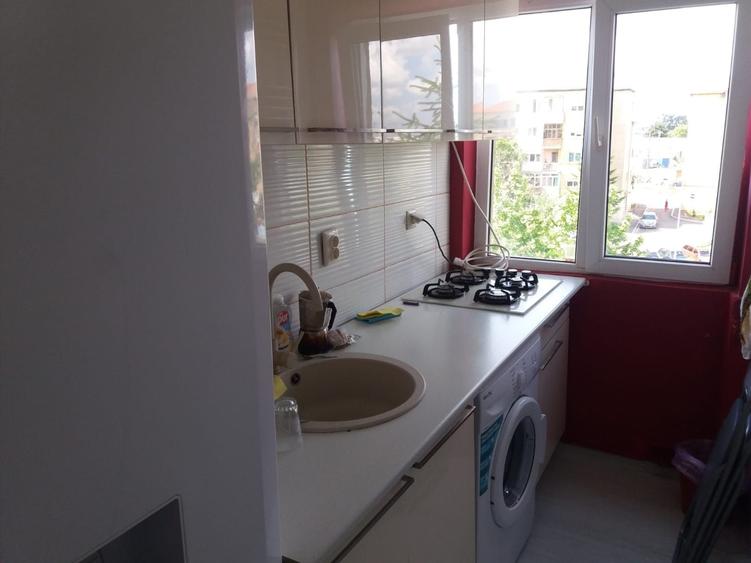 Apartament cu 2 camere semidecomandat în Salca