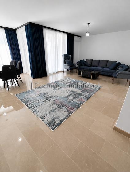 Apartament cu 4 camere decomandat, mobilat în Delfinariu