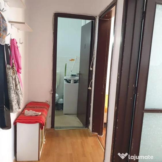 Apartament 2 camere zona TRACTORUL,str Octavian Goga - 1