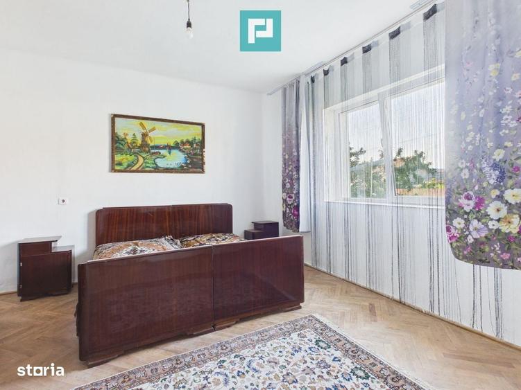 Casă cu 4 camere în Central