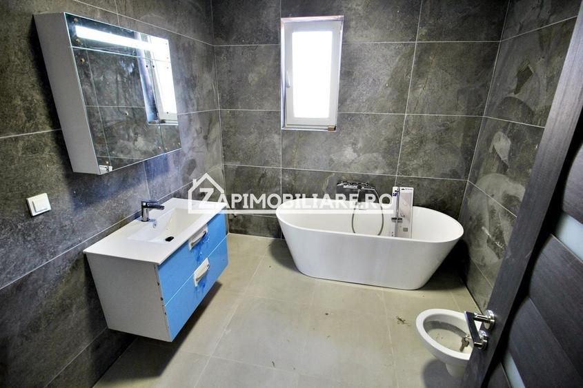 Casă individuală cu 4 camere cu Canalizare în Unirii