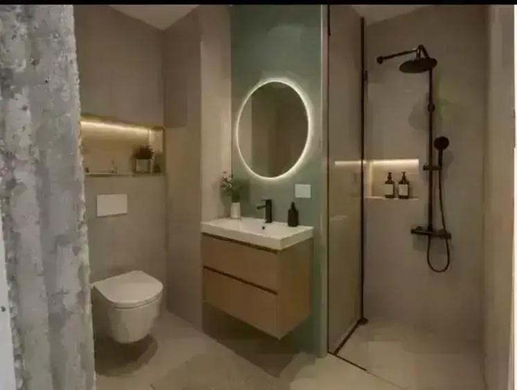 Apartament cu 3 camere decomandat în 13 Septembrie