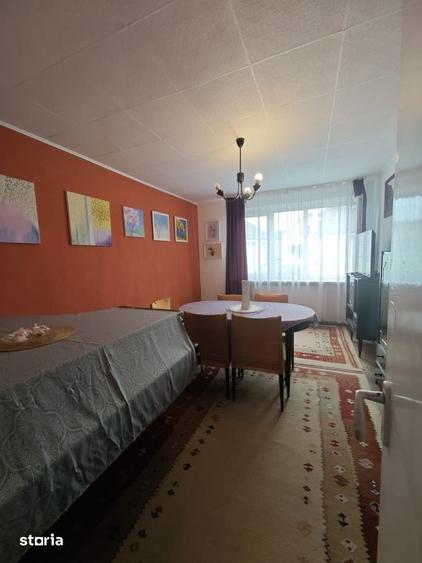 Apartament cu 4 camere în Central