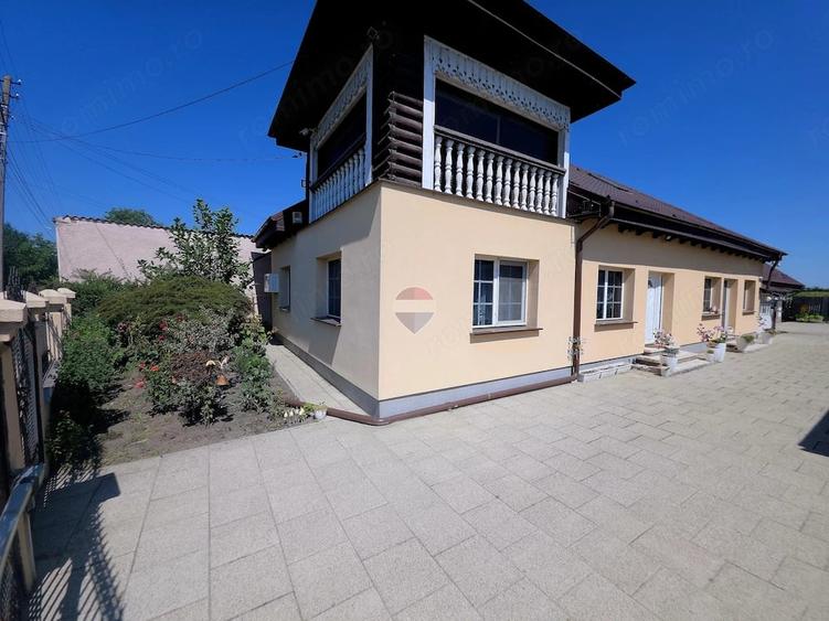Casa / Vila cu 3 camere de vanzare - 2
