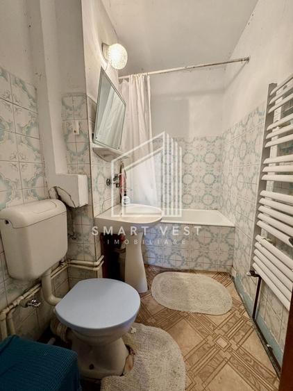 Apartament cu 3 camere decomandat, mobilat în Micro 15