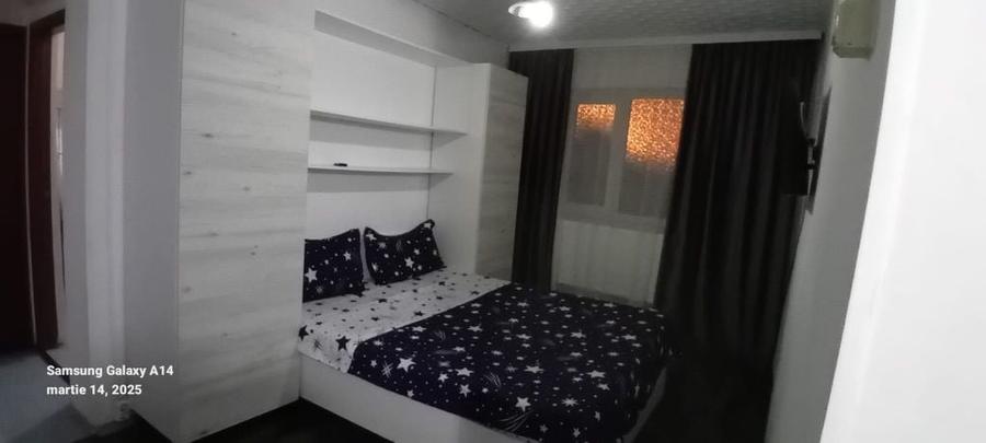 Garsonieră decomandată în Petros