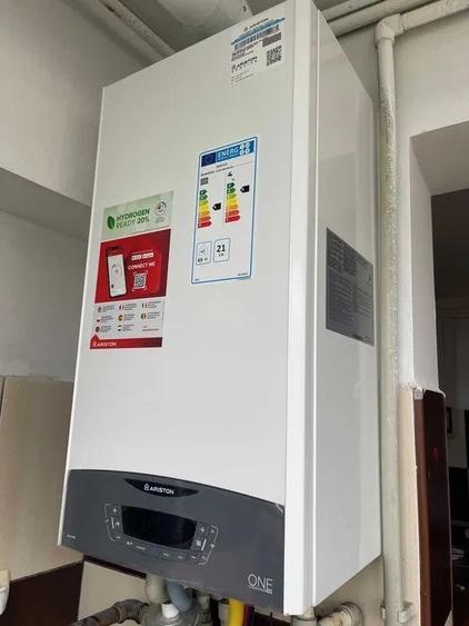 Apartament cu 3 camere decomandat, mobilat în Rahova