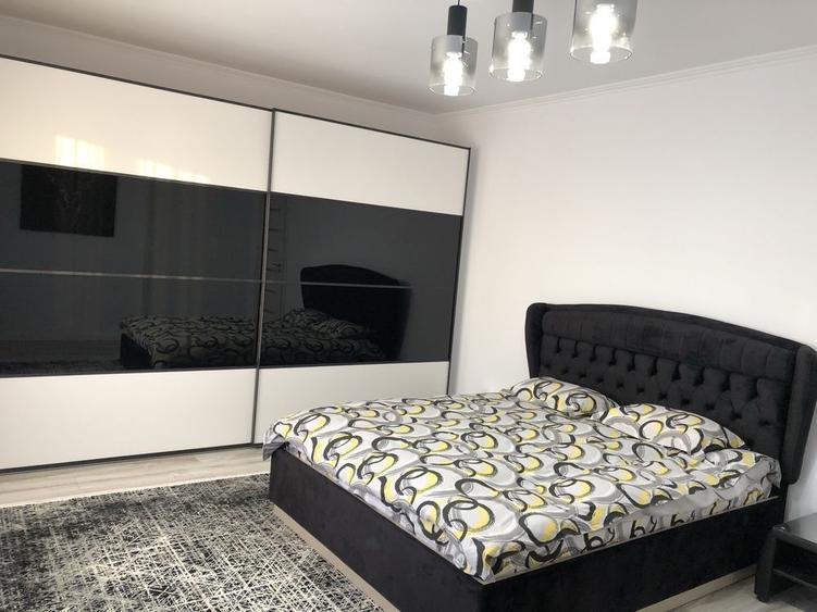 Apartament cu 4 camere decomandat, mobilat în Nord