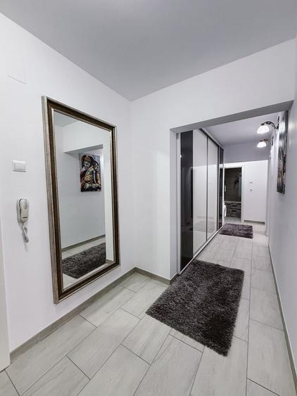 Apartament cu 3 camere decomandat în Gorjului