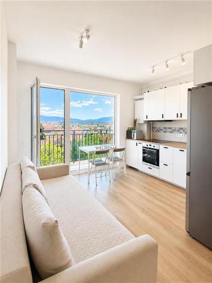 Apartament cu 2 camere semidecomandat, mobilat în Turnișor