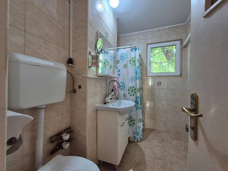 Apartament cu 3 camere circular, mobilat în Berceni