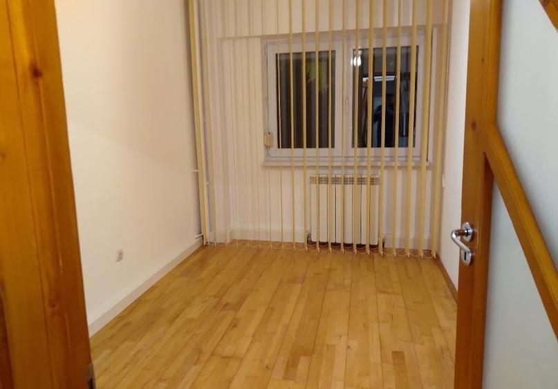 Apartament cu 3 camere decomandat în Traian