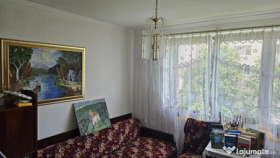 Apartament cu 2 camere decomandat în Ultracentral