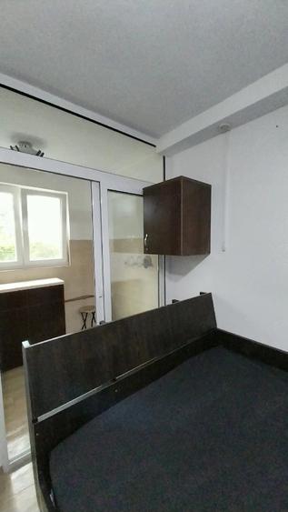 Garsonieră semidecomandată în Baicului
