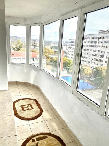 Garsonieră decomandată în Frații Golești