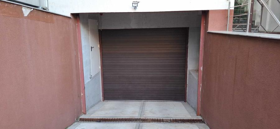 Apartament cu 2 camere decomandat în Parcul Carol