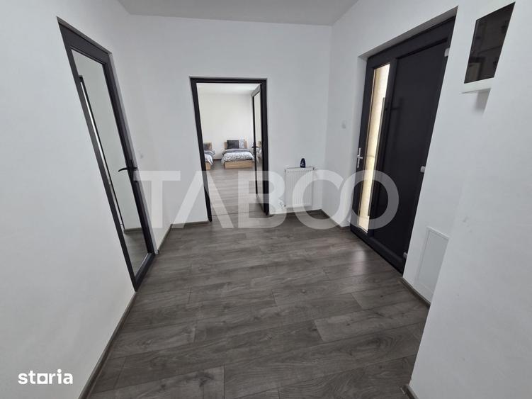 Casă cu 4 camere cu Teren 2000 Mp în Central