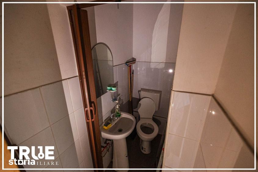 Spațiu comercial, de 13 mp, în Dâmbu Pietros