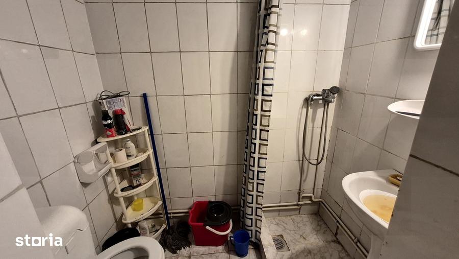Casă cu 8 camere cu Teren 162 Mp în Ultracentral