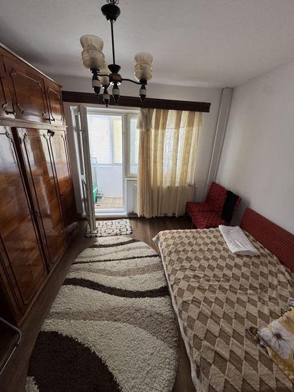 Apartament cu 2 camere decomandat în Popoveni