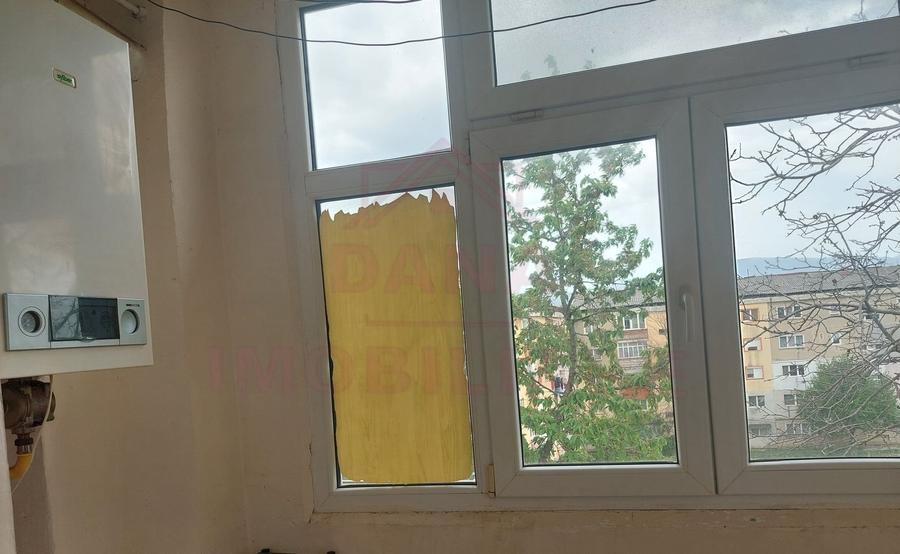 Apartament cu 2 camere decomandat, mobilat în Exterior Sud